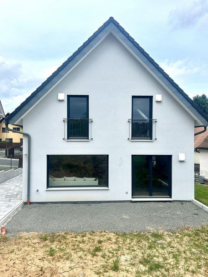 Prodej domu 145 m², pozemek 469 m², Klingenberg am Main, Bavorsko Prodej domu 145 m², pozemek 469 m², Klingenberg am Main, Bavorsko