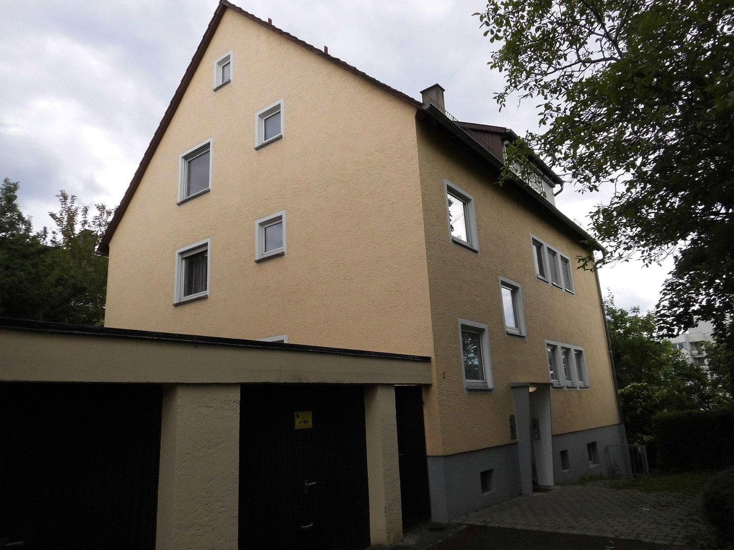 Prodej domu 327 m², pozemek 596 m², Stuttgart, Bádensko-Württembersko Prodej domu 327 m², pozemek 596 m², Stuttgart, Bádensko-Württembersko