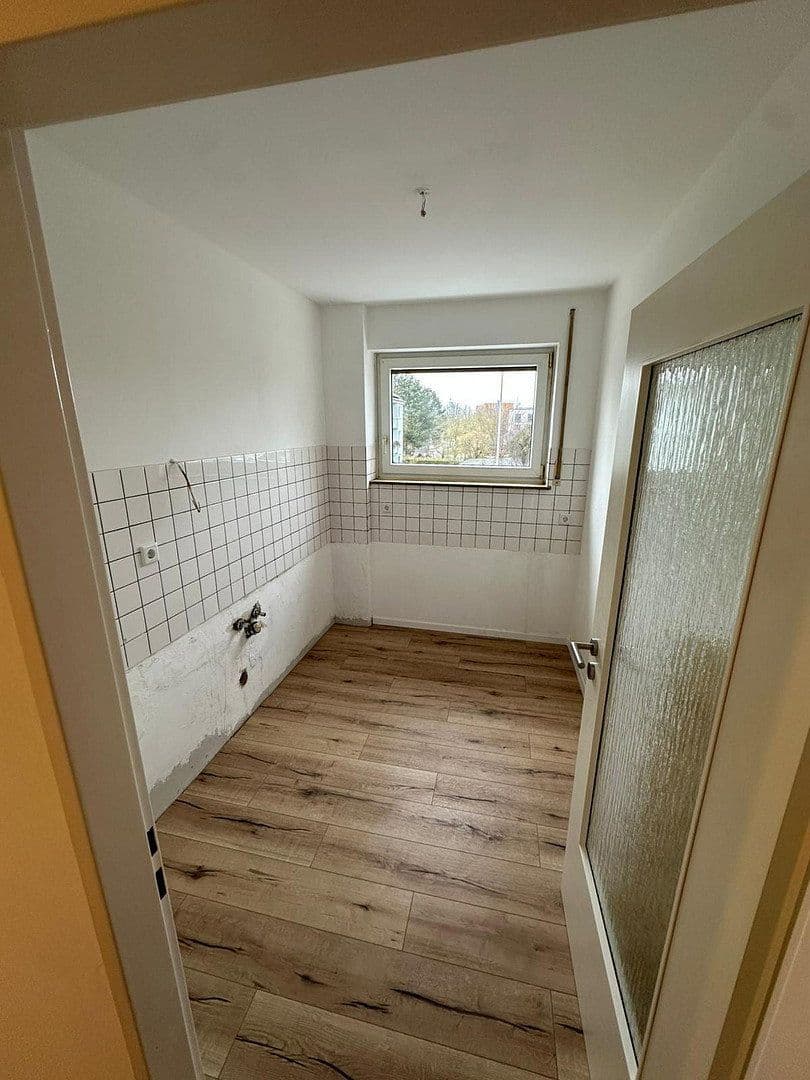 Pronájem bytu 1+1 45 m², Philipp-Zorn-Straße 66, Ansbach, Bavorsko Pronájem bytu 1+1 45 m², Philipp-Zorn-Straße 66, Ansbach, Bavorsko