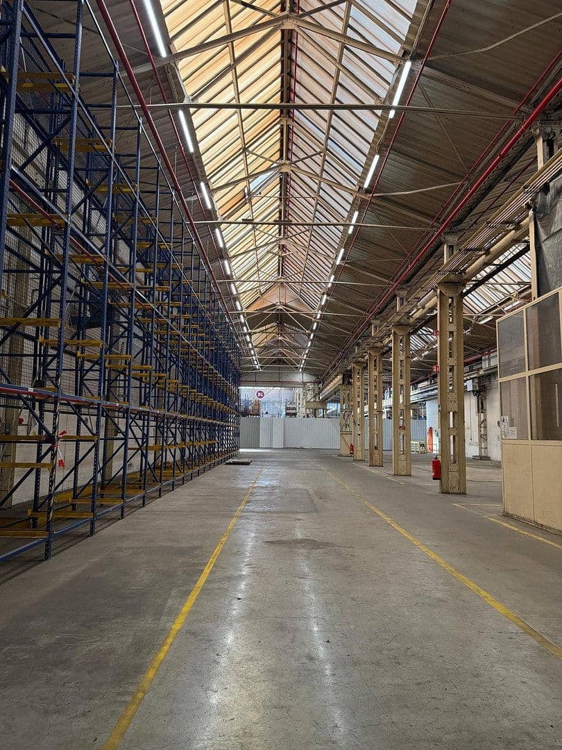 Pronájem nebytového prostoru 1.000 m², Gelsenkirchen, Severní Porýní-Vestfálsko Pronájem nebytového prostoru 1.000 m², Gelsenkirchen, Severní Porýní-Vestfálsko