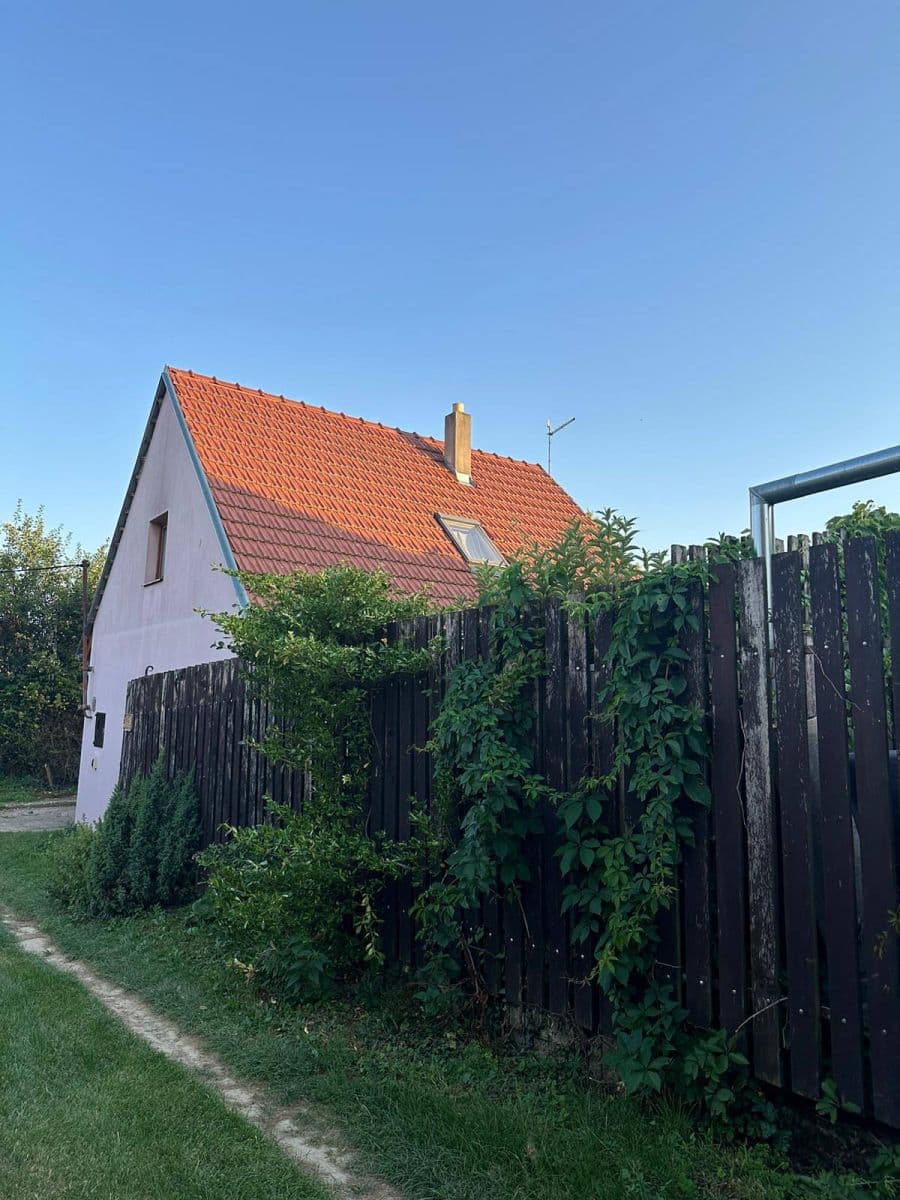 Pronájem chaty, chalupy, Dolní Bojanovice, Jihomoravský kraj Pronájem chaty, chalupy, Dolní Bojanovice, Jihomoravský kraj