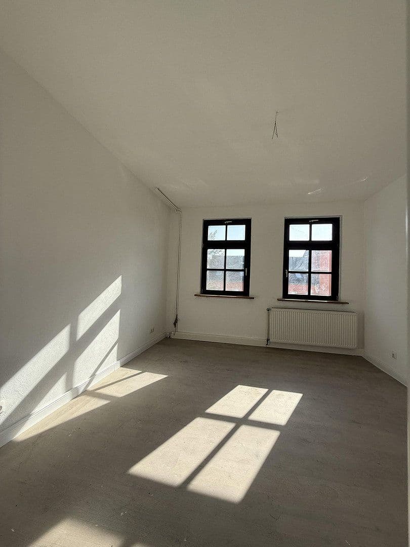 Pronájem bytu 4+1 90 m², Heidenberg 89, Apolda, Durynsko Pronájem bytu 4+1 90 m², Heidenberg 89, Apolda, Durynsko
