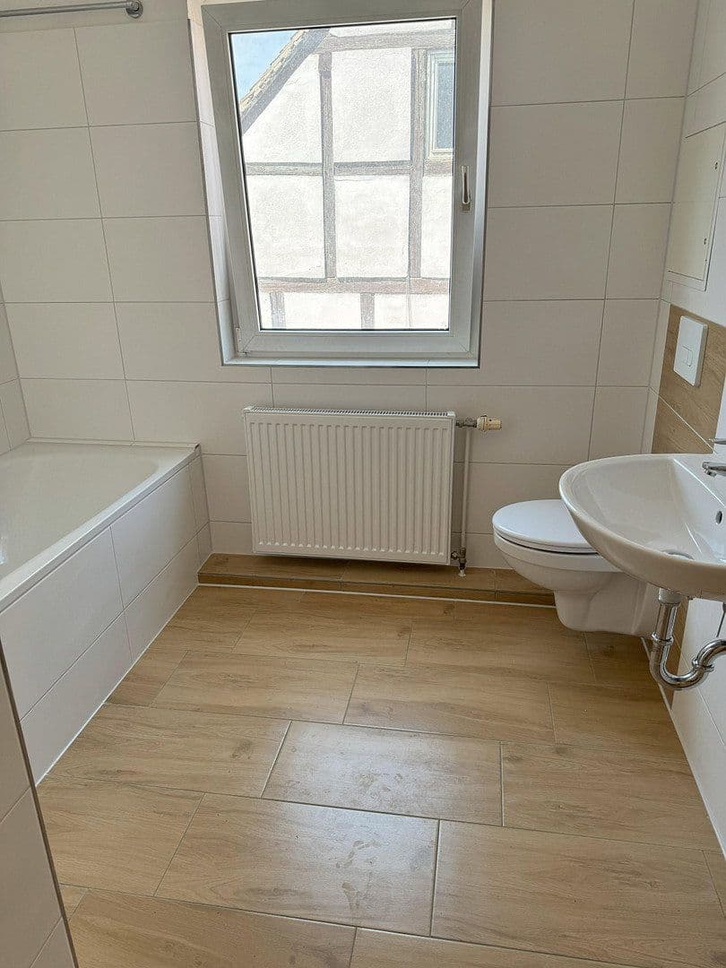 Pronájem bytu 3+1 85 m², Steinstraße 51, Schönebeck (Elbe), Sasko-Anhaltsko Pronájem bytu 3+1 85 m², Steinstraße 51, Schönebeck (Elbe), Sasko-Anhaltsko