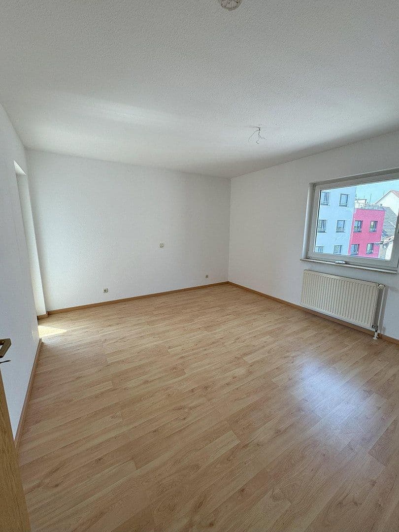Pronájem bytu 3+1 85 m², Steinstraße 51, Schönebeck (Elbe), Sasko-Anhaltsko Pronájem bytu 3+1 85 m², Steinstraße 51, Schönebeck (Elbe), Sasko-Anhaltsko