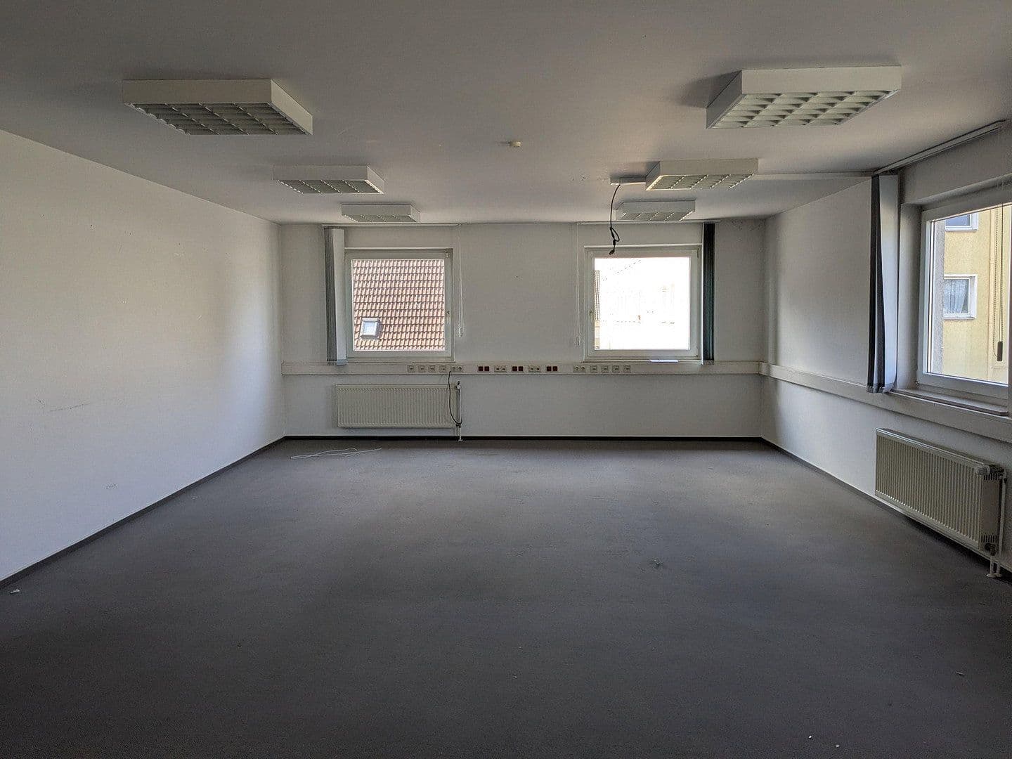 Pronájem kanceláře 480 m², Adersheimer Straße 17, Wolfenbüttel, Dolní Sasko Pronájem kanceláře 480 m², Adersheimer Straße 17, Wolfenbüttel, Dolní Sasko