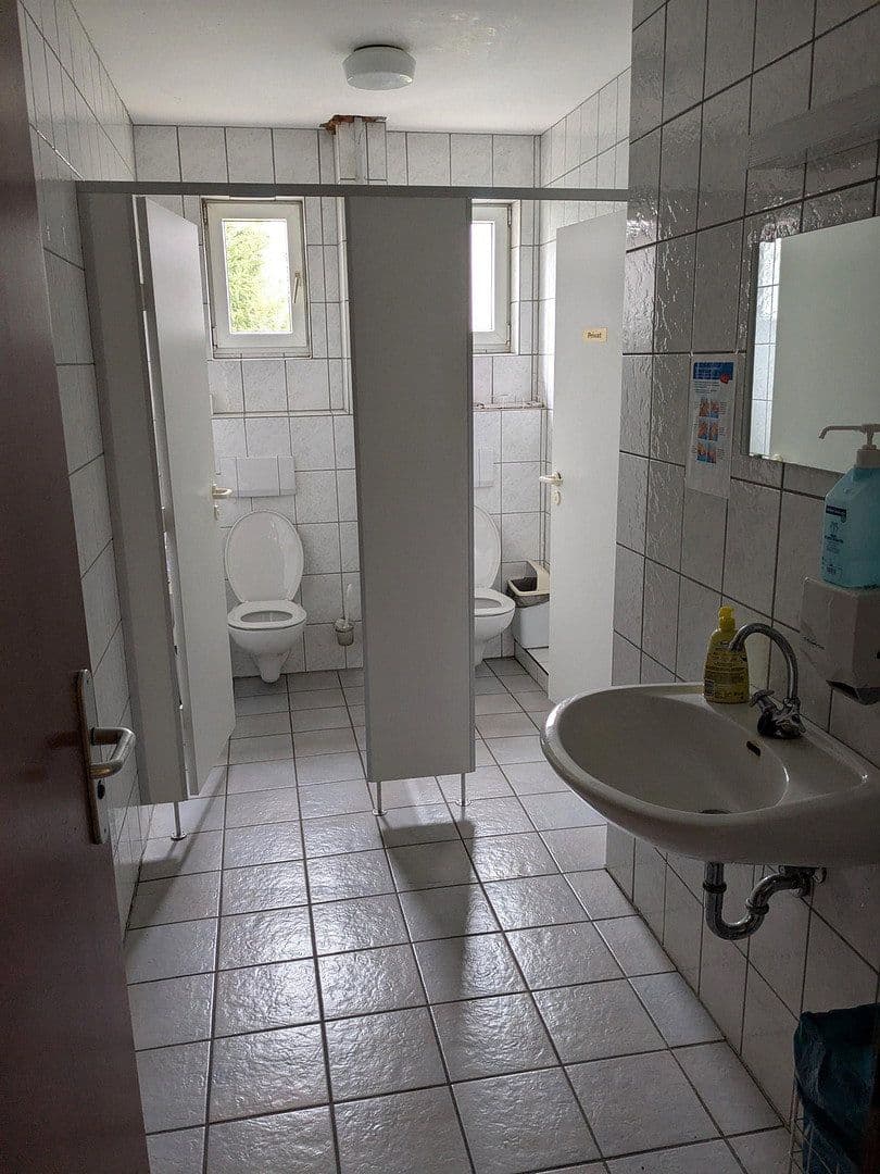 Pronájem kanceláře 480 m², Adersheimer Straße 17, Wolfenbüttel, Dolní Sasko Pronájem kanceláře 480 m², Adersheimer Straße 17, Wolfenbüttel, Dolní Sasko