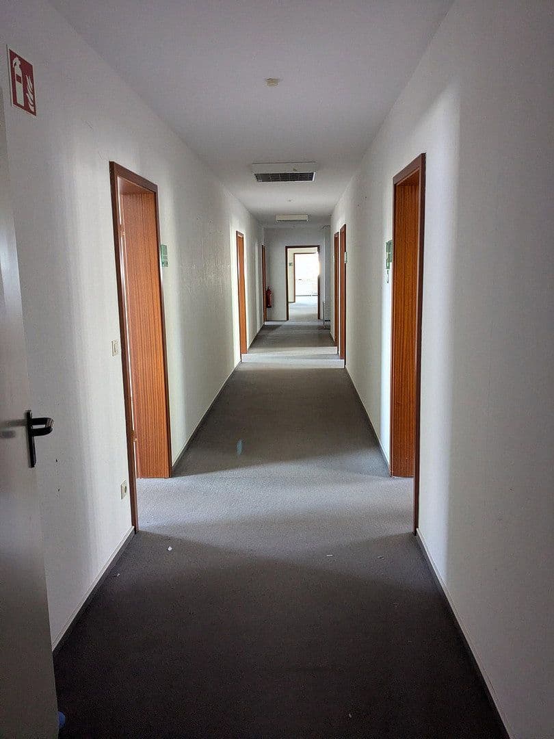 Pronájem kanceláře 480 m², Adersheimer Straße 17, Wolfenbüttel, Dolní Sasko Pronájem kanceláře 480 m², Adersheimer Straße 17, Wolfenbüttel, Dolní Sasko