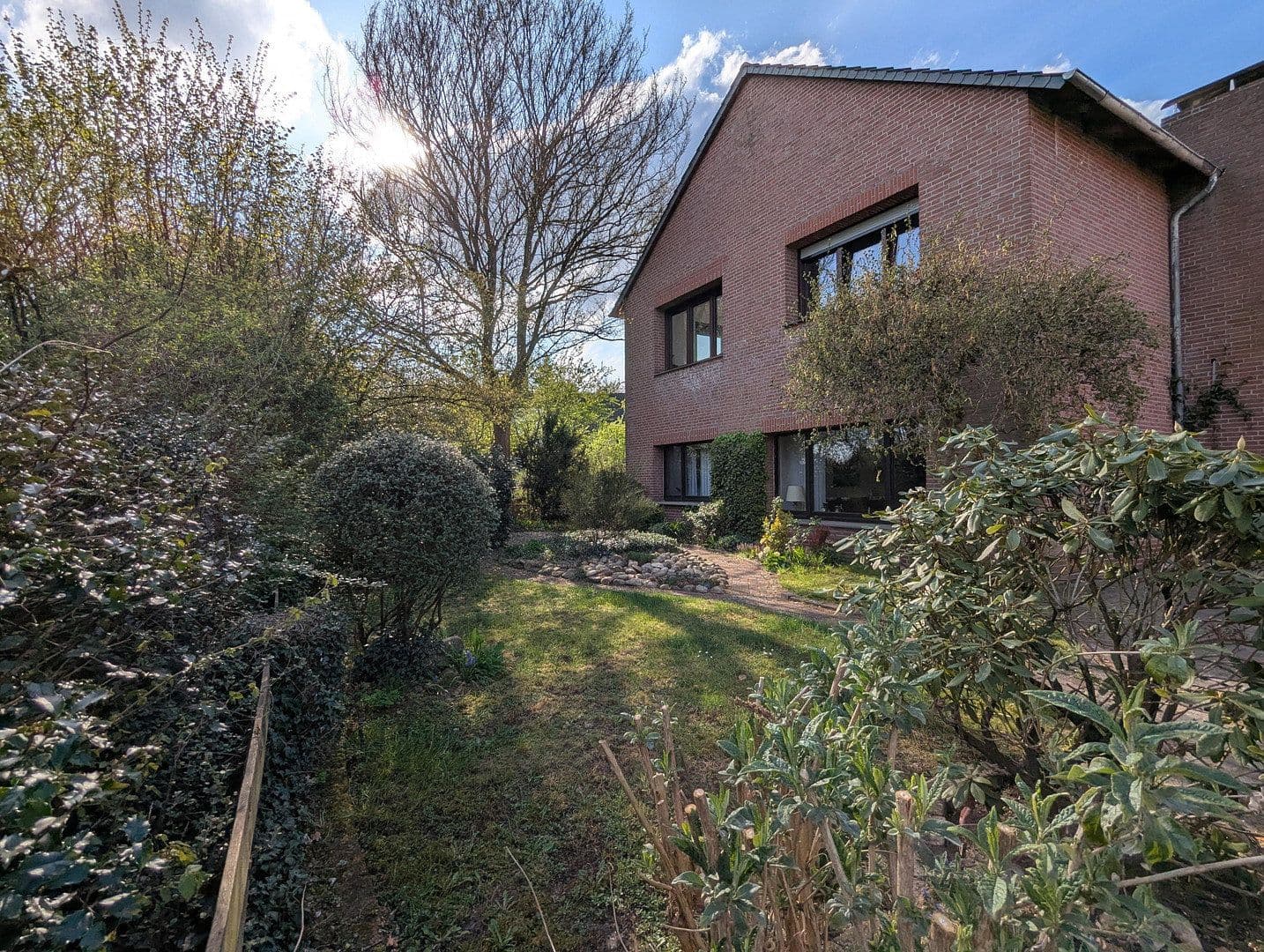 Pronájem bytu 3+1 59 m², Wildenlohsdamm 2, Edewecht, Dolní Sasko Pronájem bytu 3+1 59 m², Wildenlohsdamm 2, Edewecht, Dolní Sasko