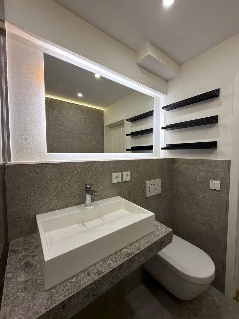 Pronájem bytu 77 m², Deisenhofener Straße 79b, München, Bavorsko Pronájem bytu 77 m², Deisenhofener Straße 79b, München, Bavorsko