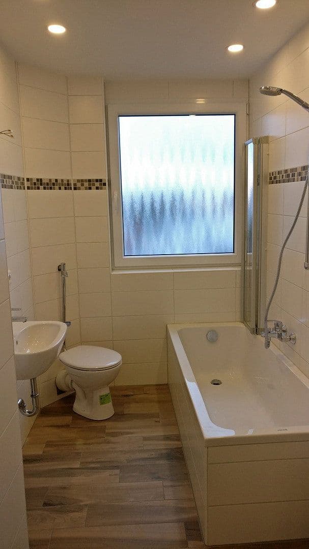 Pronájem bytu 2+1 52 m², Welser Str. 20, Ansbach, Bavorsko Pronájem bytu 2+1 52 m², Welser Str. 20, Ansbach, Bavorsko