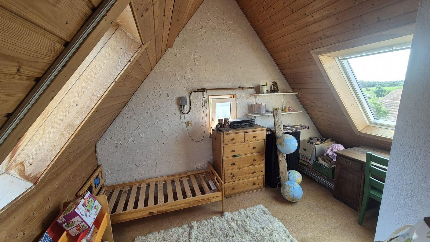 Prodej domu 210 m², pozemek 583 m², Mainhardt, Bádensko-Württembersko Prodej domu 210 m², pozemek 583 m², Mainhardt, Bádensko-Württembersko