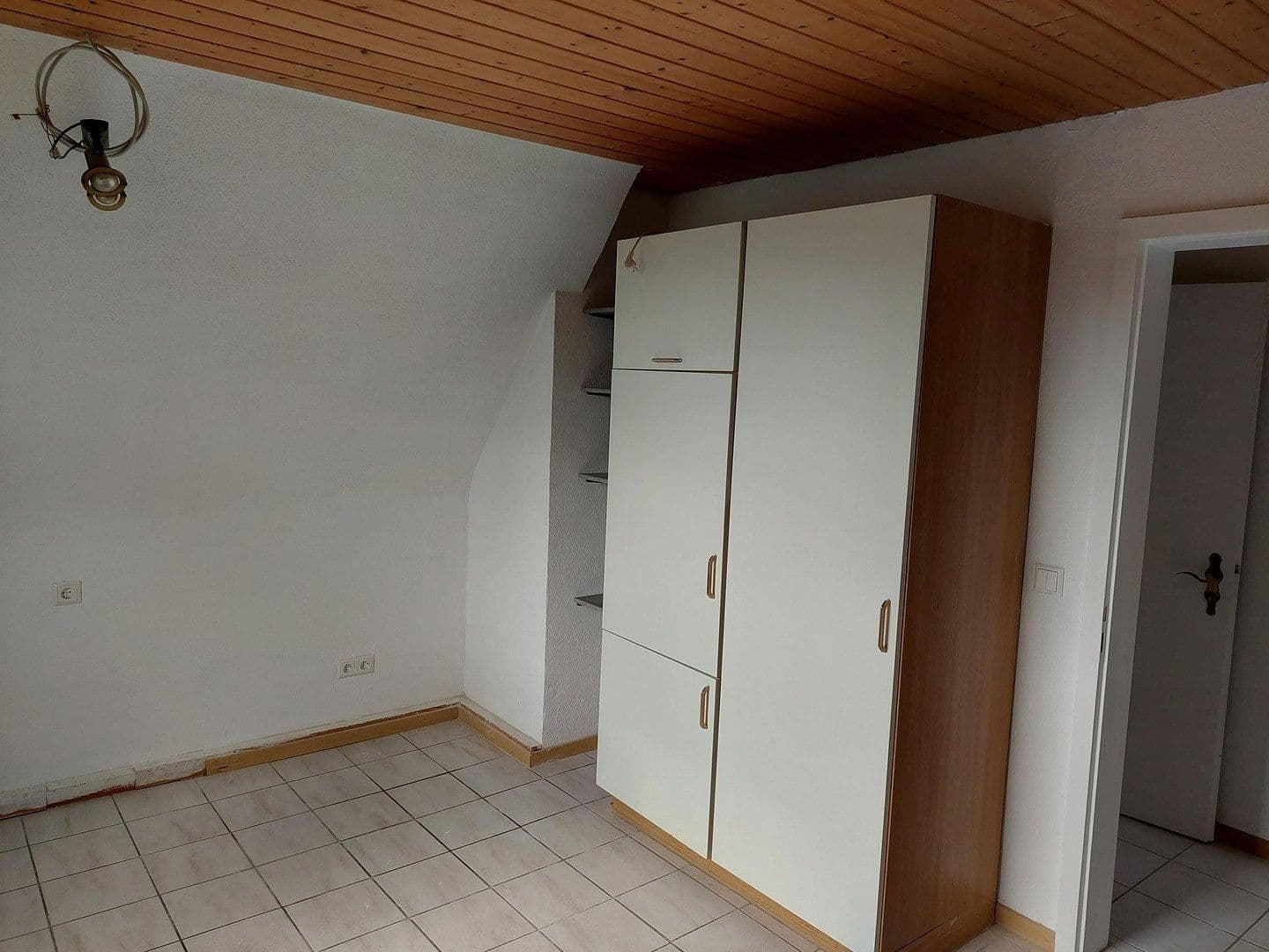 Prodej domu 210 m², pozemek 583 m², Mainhardt, Bádensko-Württembersko Prodej domu 210 m², pozemek 583 m², Mainhardt, Bádensko-Württembersko