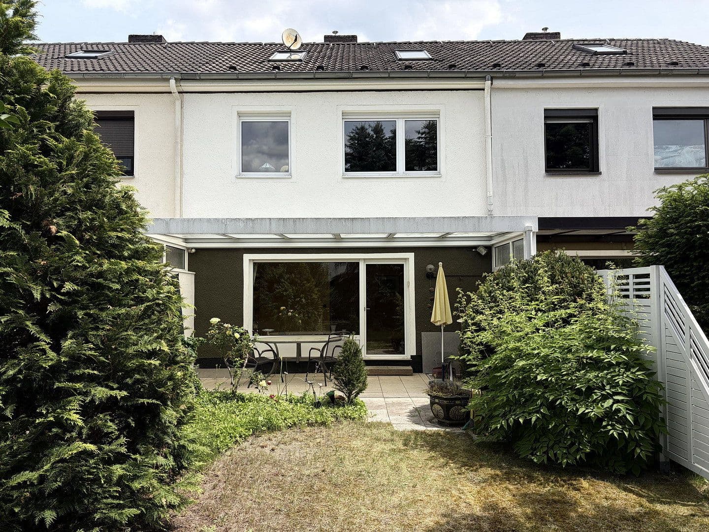 Prodej domu 120 m², pozemek 300 m², Berlin, Berlín Prodej domu 120 m², pozemek 300 m², Berlin, Berlín