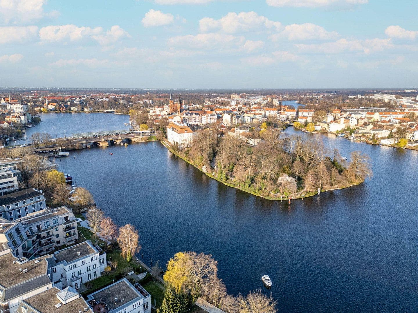 Pronájem bytu 25 m², Grünauer Str. 52, Berlin, Berlín Pronájem bytu 25 m², Grünauer Str. 52, Berlin, Berlín