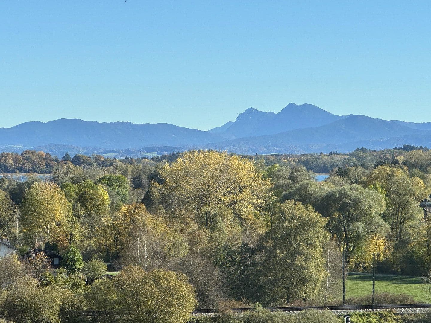Prodej domu 185 m², pozemek 631 m², Rimsting, Bavorsko Prodej domu 185 m², pozemek 631 m², Rimsting, Bavorsko