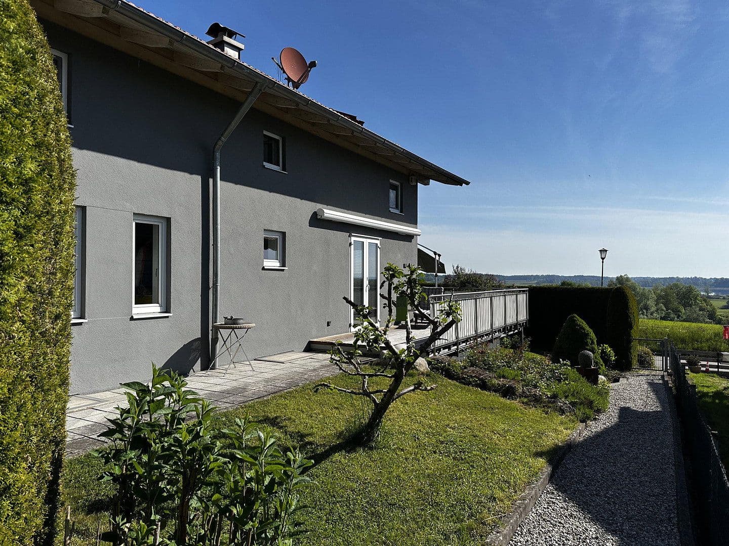 Prodej domu 185 m², pozemek 631 m², Rimsting, Bavorsko Prodej domu 185 m², pozemek 631 m², Rimsting, Bavorsko
