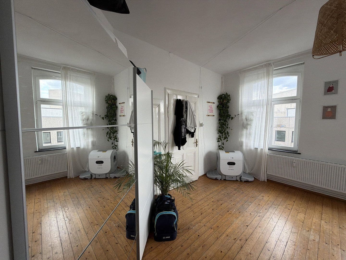 Pronájem bytu 3+1 77 m², Bergisch Gladbacher Strasse 115, Köln, Severní Porýní-Vestfálsko Pronájem bytu 3+1 77 m², Bergisch Gladbacher Strasse 115, Köln, Severní Porýní-Vestfálsko