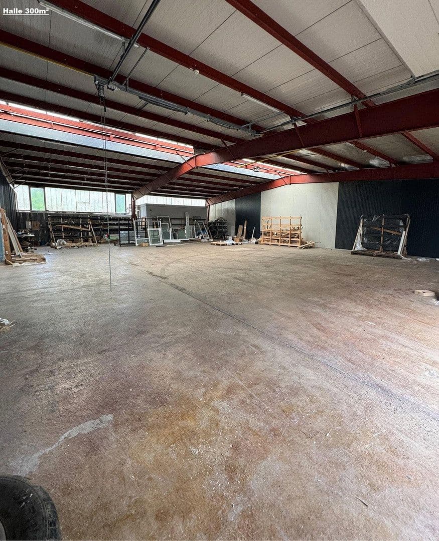 Pronájem nebytového prostoru 600 m², Blümelstalstraße, Pirmasens, Porýní-Falc Pronájem nebytového prostoru 600 m², Blümelstalstraße, Pirmasens, Porýní-Falc