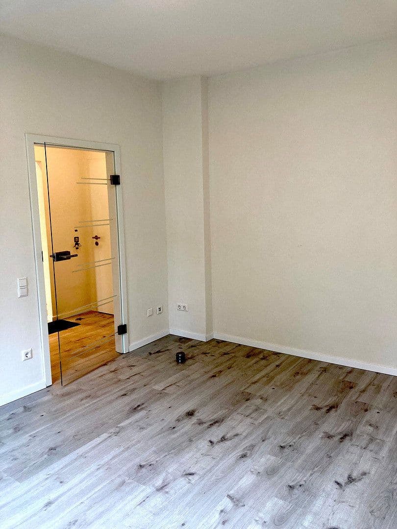 Pronájem bytu 2+1 42 m², Münterstr. 19, Hannover, Dolní Sasko Pronájem bytu 2+1 42 m², Münterstr. 19, Hannover, Dolní Sasko