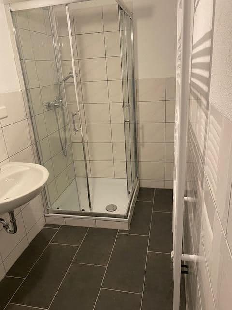 Pronájem bytu 3+1 60 m², Frankenheimerstraße 33, Schillingsfürst, Bavorsko Pronájem bytu 3+1 60 m², Frankenheimerstraße 33, Schillingsfürst, Bavorsko