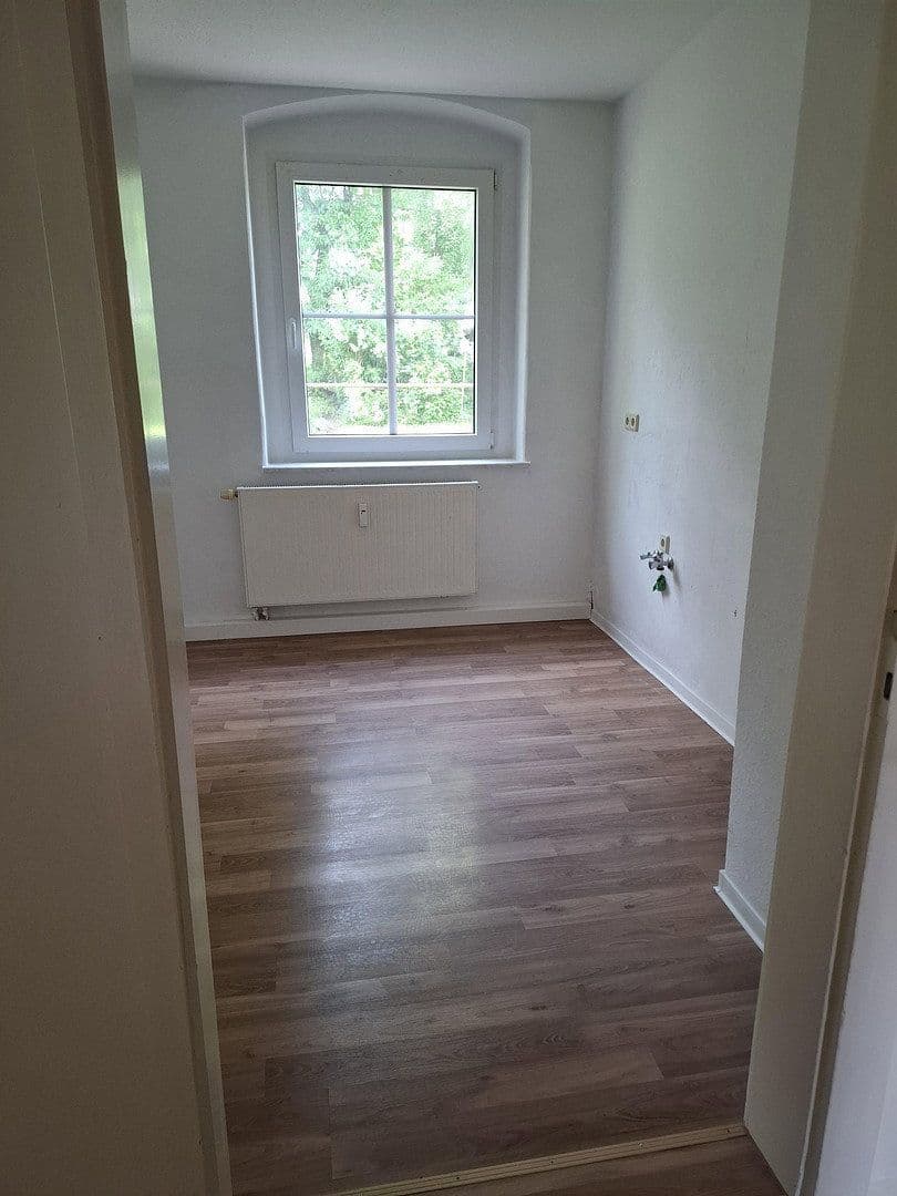 Pronájem bytu 3+1 64 m², Marxstr. 5, Saský Jindřichov, Sasko Pronájem bytu 3+1 64 m², Marxstr. 5, Saský Jindřichov, Sasko