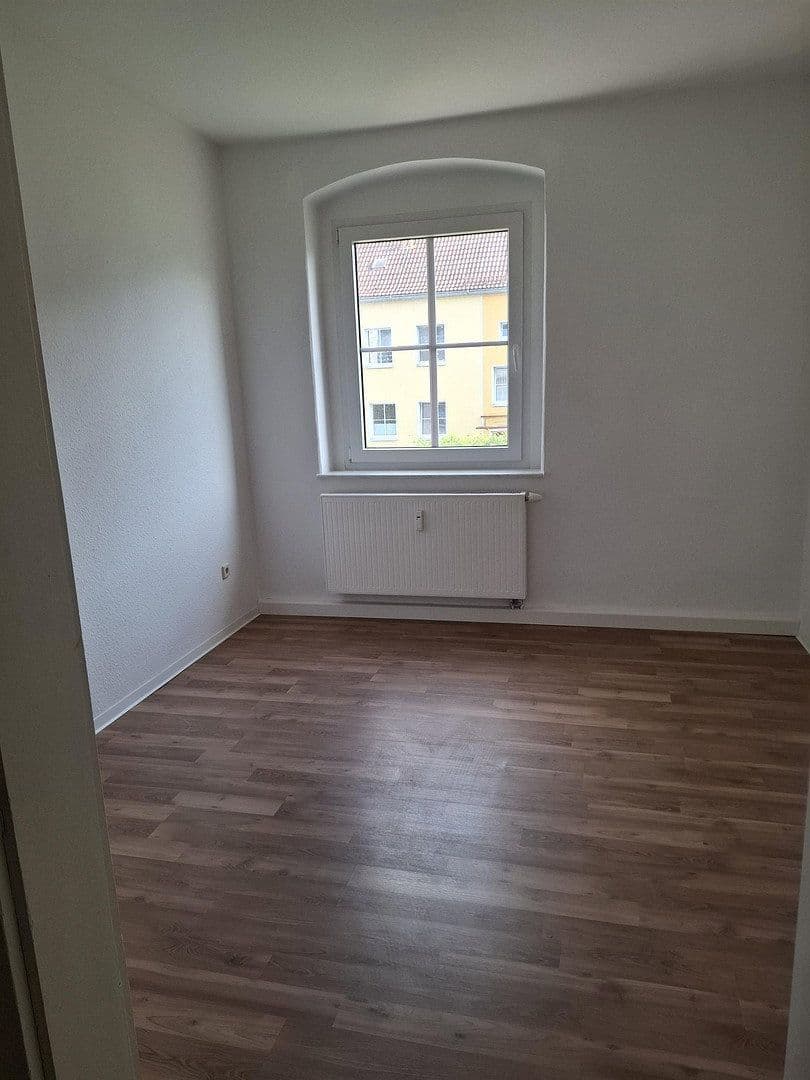 Pronájem bytu 3+1 64 m², Marxstr. 5, Saský Jindřichov, Sasko Pronájem bytu 3+1 64 m², Marxstr. 5, Saský Jindřichov, Sasko