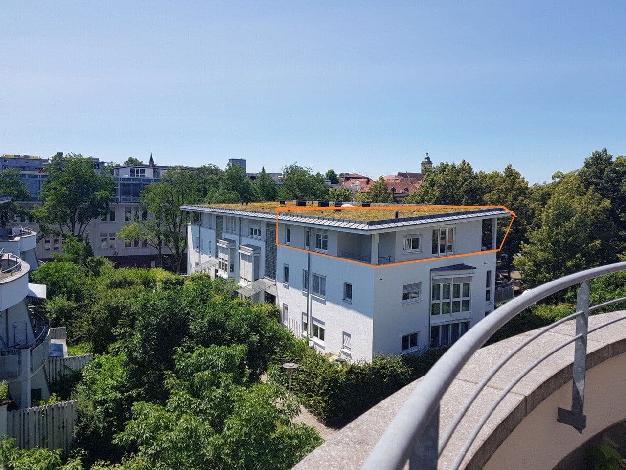 Pronájem bytu 3+1 76 m², Sigmaringer Straße 10, Nürtingen, Bádensko-Württembersko Pronájem bytu 3+1 76 m², Sigmaringer Straße 10, Nürtingen, Bádensko-Württembersko