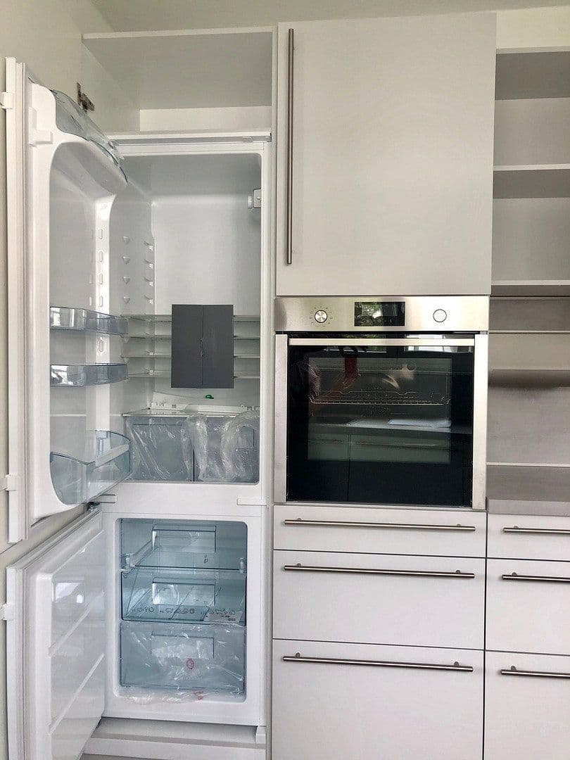 Pronájem bytu 3+1 76 m², Sigmaringer Straße 10, Nürtingen, Bádensko-Württembersko Pronájem bytu 3+1 76 m², Sigmaringer Straße 10, Nürtingen, Bádensko-Württembersko