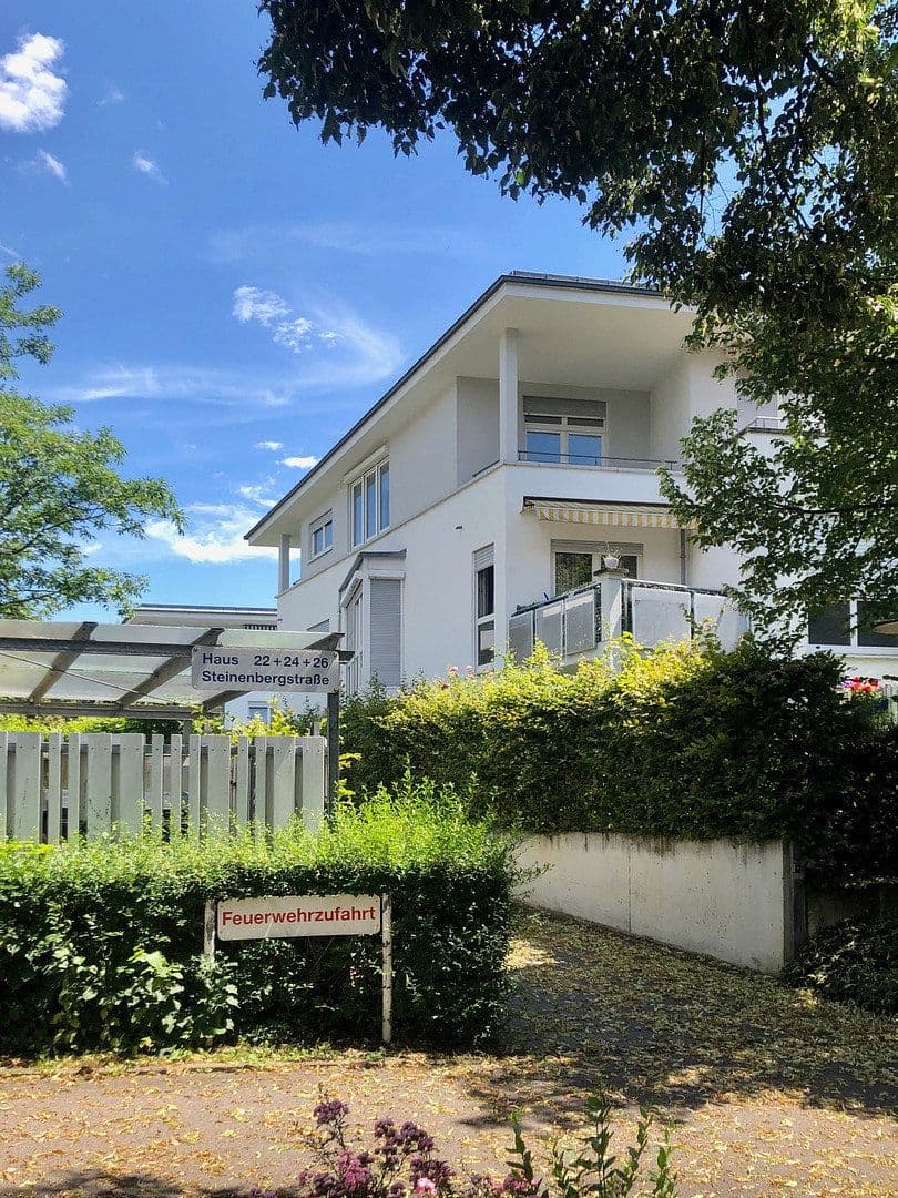 Pronájem bytu 3+1 76 m², Sigmaringer Straße 10, Nürtingen, Bádensko-Württembersko Pronájem bytu 3+1 76 m², Sigmaringer Straße 10, Nürtingen, Bádensko-Württembersko