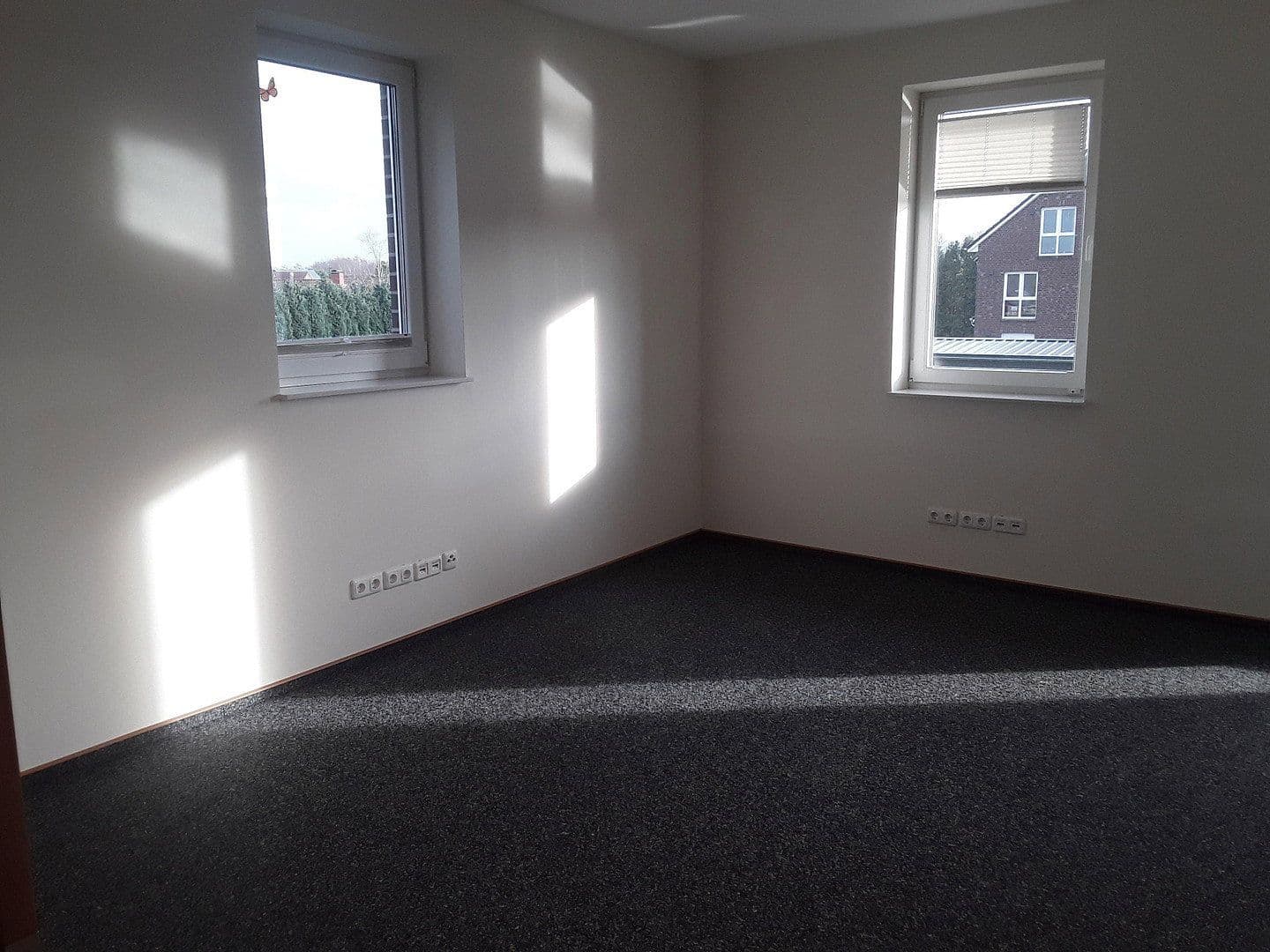 Pronájem kanceláře 258 m², Südbrookmerland, Dolní Sasko Pronájem kanceláře 258 m², Südbrookmerland, Dolní Sasko
