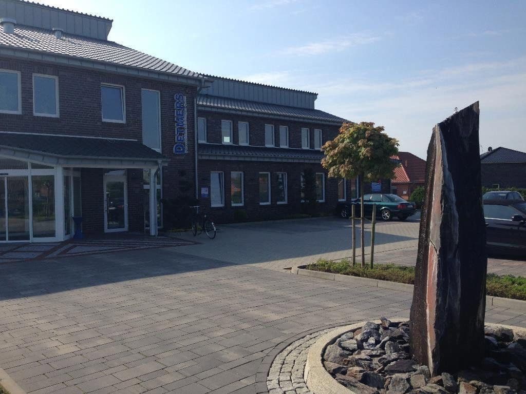 Pronájem kanceláře 258 m², Südbrookmerland, Dolní Sasko Pronájem kanceláře 258 m², Südbrookmerland, Dolní Sasko