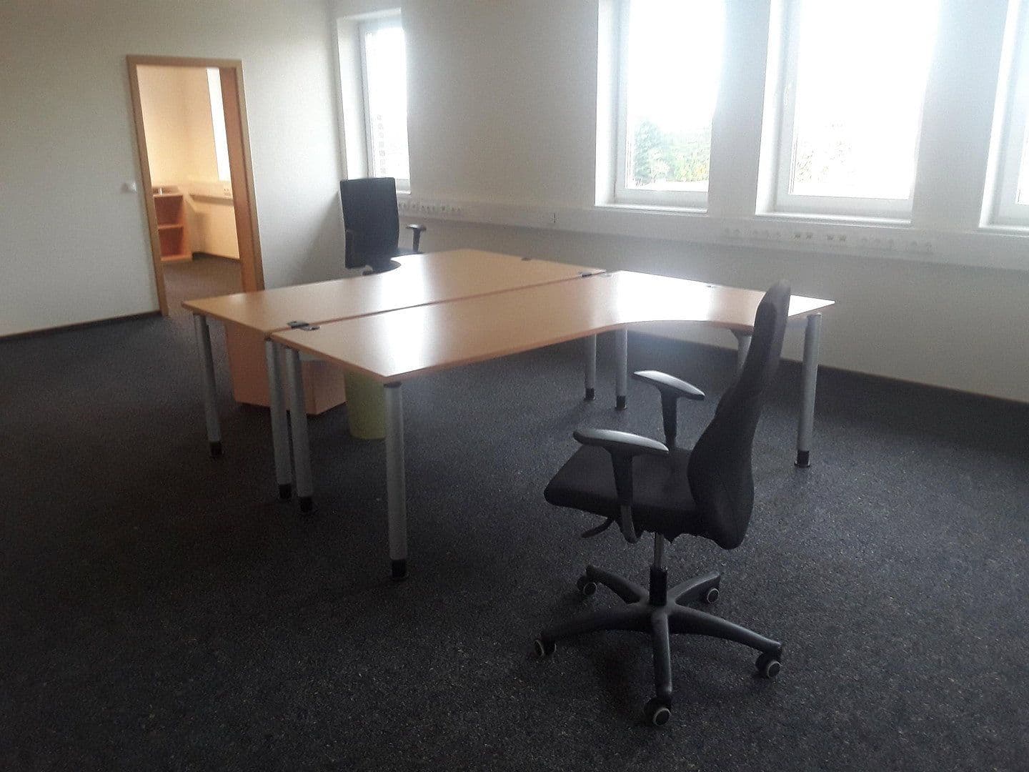 Pronájem kanceláře 258 m², Südbrookmerland, Dolní Sasko Pronájem kanceláře 258 m², Südbrookmerland, Dolní Sasko
