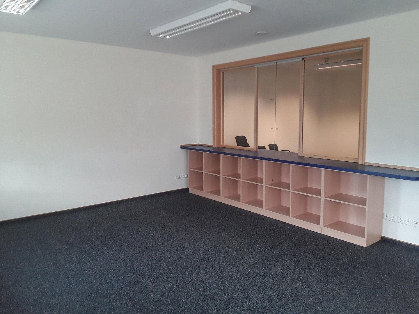 Pronájem kanceláře 258 m², Südbrookmerland, Dolní Sasko Pronájem kanceláře 258 m², Südbrookmerland, Dolní Sasko