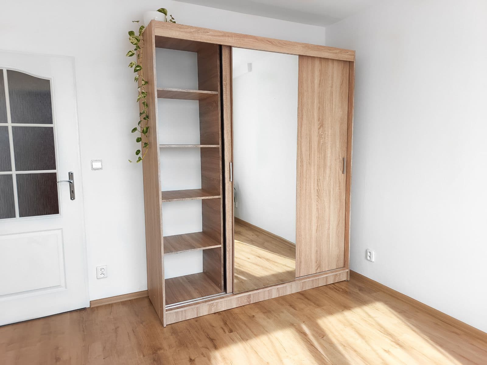 Pronájem bytu 2+kk 40 m², Štúrova, Praha, Praha Pronájem bytu 2+kk 40 m², Štúrova, Praha, Praha