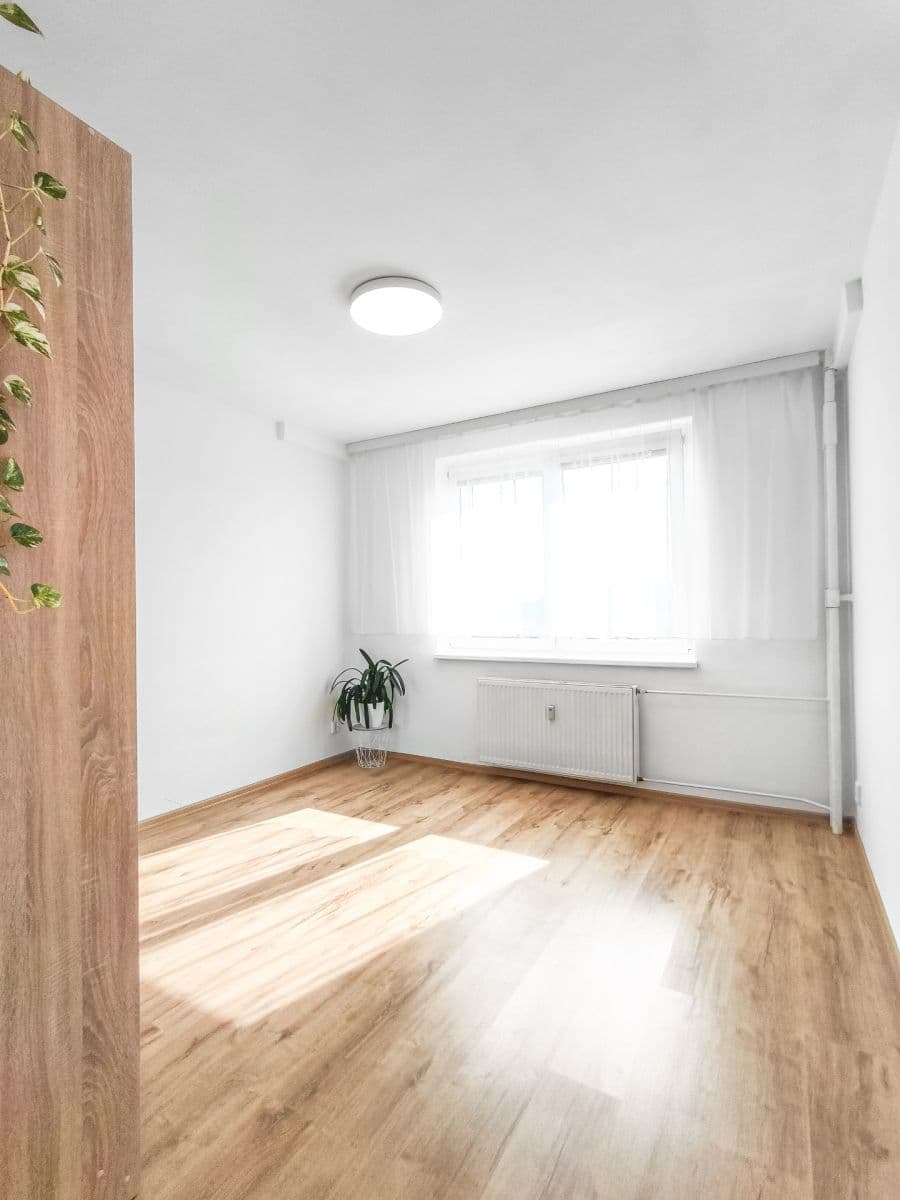 Pronájem bytu 2+kk 40 m², Štúrova, Praha, Praha Pronájem bytu 2+kk 40 m², Štúrova, Praha, Praha