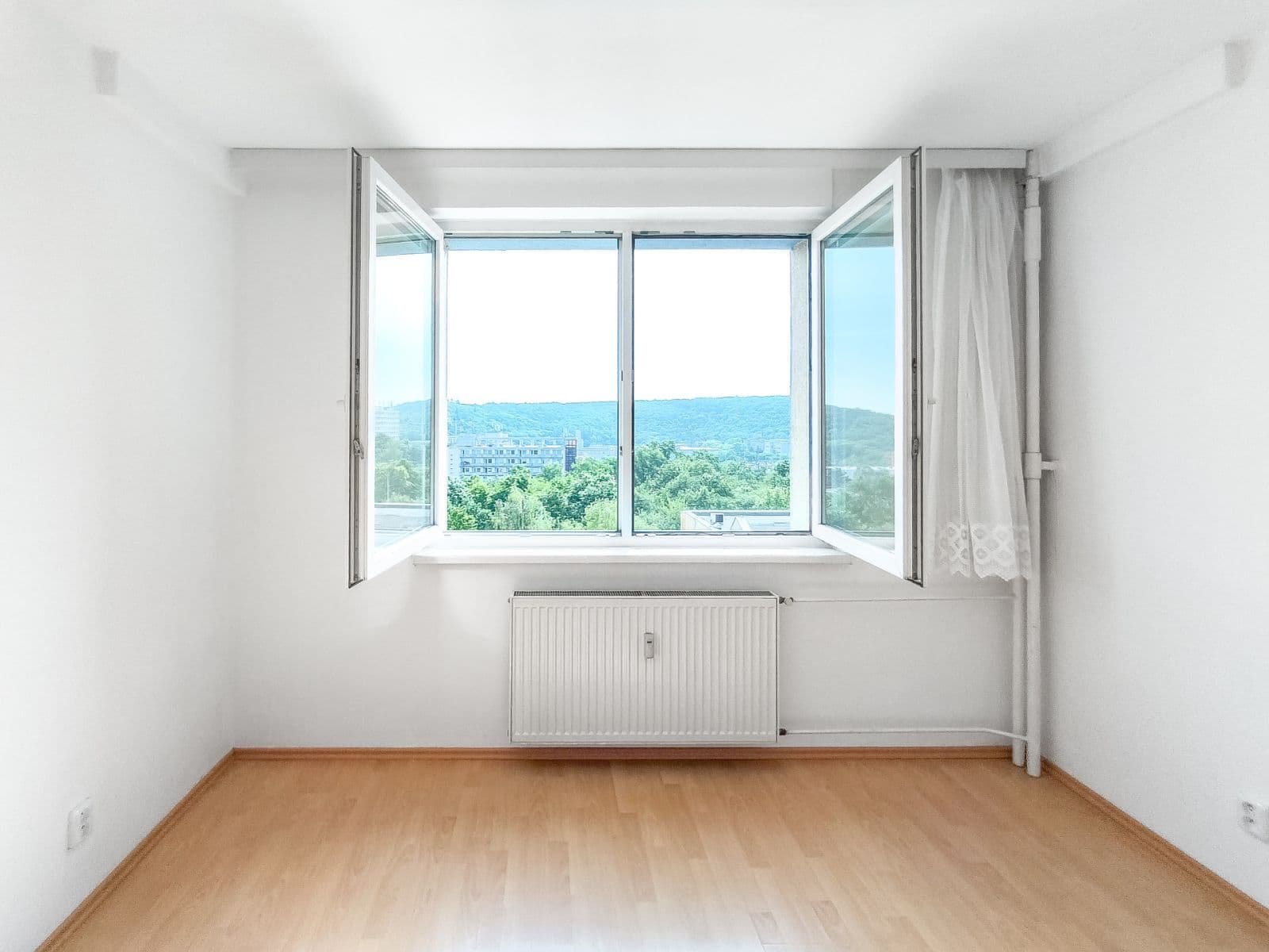 Pronájem bytu 2+kk 40 m², Štúrova, Praha, Praha Pronájem bytu 2+kk 40 m², Štúrova, Praha, Praha