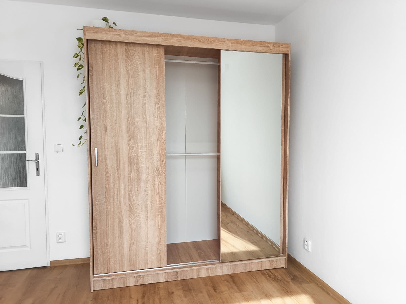 Pronájem bytu 2+kk 40 m², Štúrova, Praha, Praha Pronájem bytu 2+kk 40 m², Štúrova, Praha, Praha