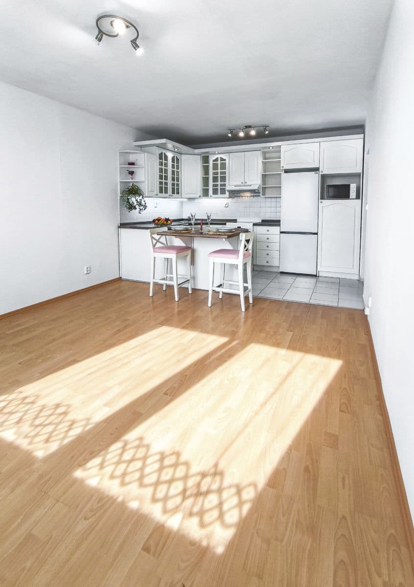 Pronájem bytu 2+kk 40 m², Štúrova, Praha, Praha Pronájem bytu 2+kk 40 m², Štúrova, Praha, Praha