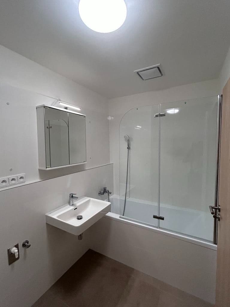 Pronájem bytu 1+kk 33 m², Gajdošova, Brno, Jihomoravský kraj Pronájem bytu 1+kk 33 m², Gajdošova, Brno, Jihomoravský kraj