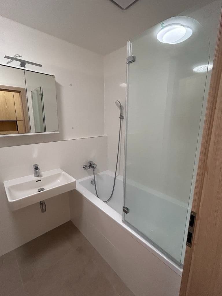 Pronájem bytu 1+kk 33 m², Gajdošova, Brno, Jihomoravský kraj Pronájem bytu 1+kk 33 m², Gajdošova, Brno, Jihomoravský kraj
