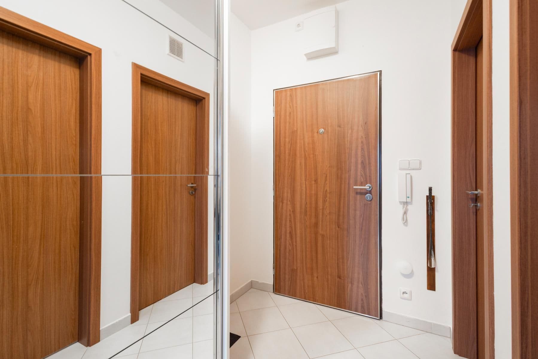 Prodej bytu 1+kk 39 m², Makedonská, Praha, Praha Prodej bytu 1+kk 39 m², Makedonská, Praha, Praha