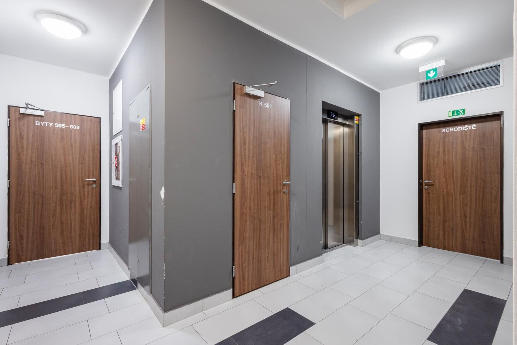 Prodej bytu 1+kk 39 m², Makedonská, Praha, Praha Prodej bytu 1+kk 39 m², Makedonská, Praha, Praha