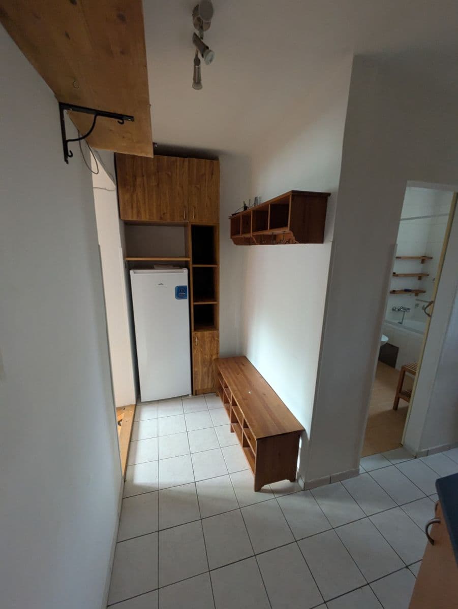 Pronájem bytu 3+kk 58 m², Týnec nad Sázavou, Středočeský kraj Pronájem bytu 3+kk 58 m², Týnec nad Sázavou, Středočeský kraj
