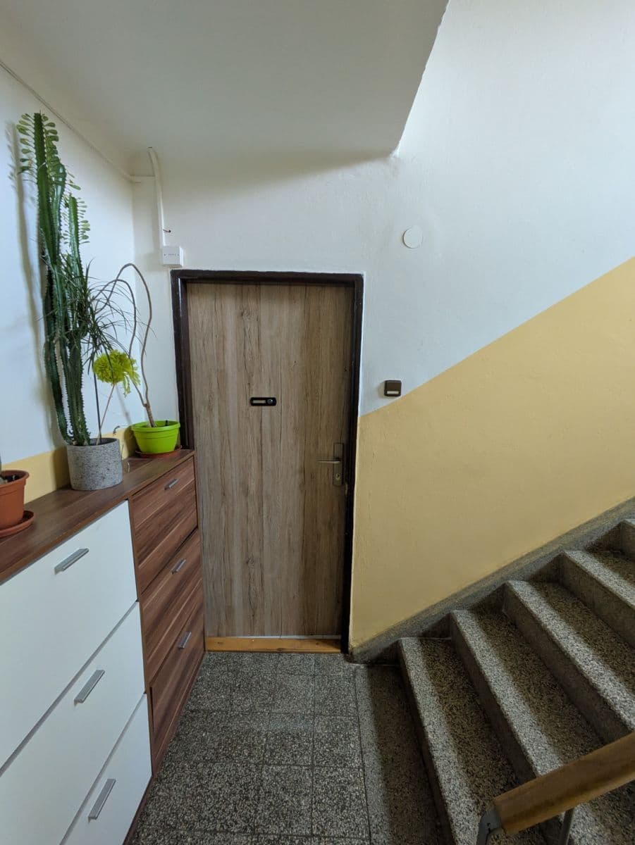 Pronájem bytu 3+kk 58 m², Týnec nad Sázavou, Středočeský kraj Pronájem bytu 3+kk 58 m², Týnec nad Sázavou, Středočeský kraj