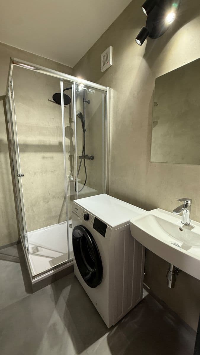 Pronájem bytu 2+kk 51 m², Rajmonova, Praha, Praha Pronájem bytu 2+kk 51 m², Rajmonova, Praha, Praha