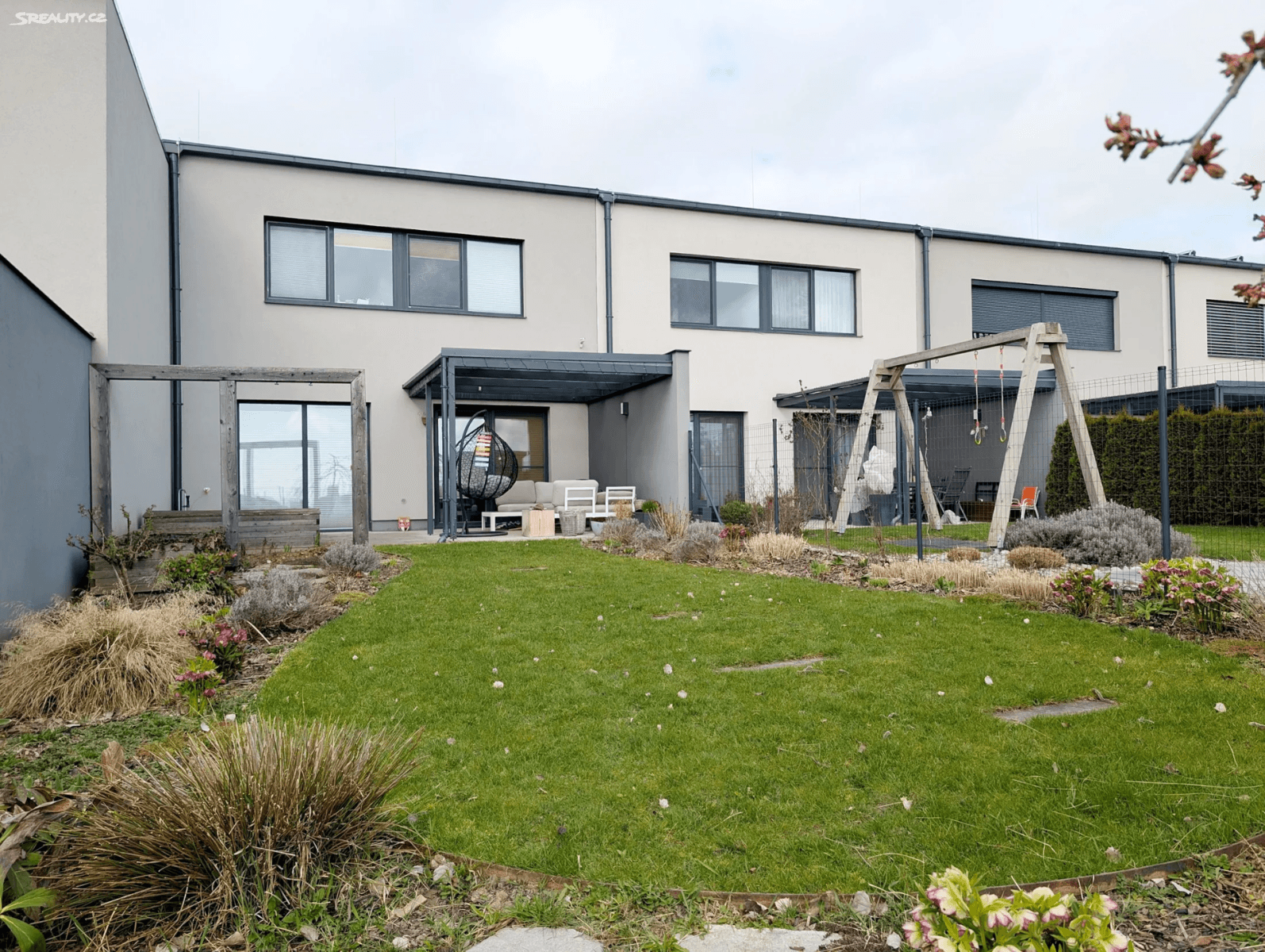 Prodej domu 156 m², pozemek 279 m², Nad Červenkou, Mladá Boleslav, Středočeský kraj Prodej domu 156 m², pozemek 279 m², Nad Červenkou, Mladá Boleslav, Středočeský kraj