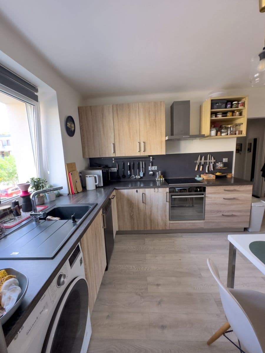 Pronájem bytu 2+1 59 m², Konopišťská, Praha, Praha Pronájem bytu 2+1 59 m², Konopišťská, Praha, Praha