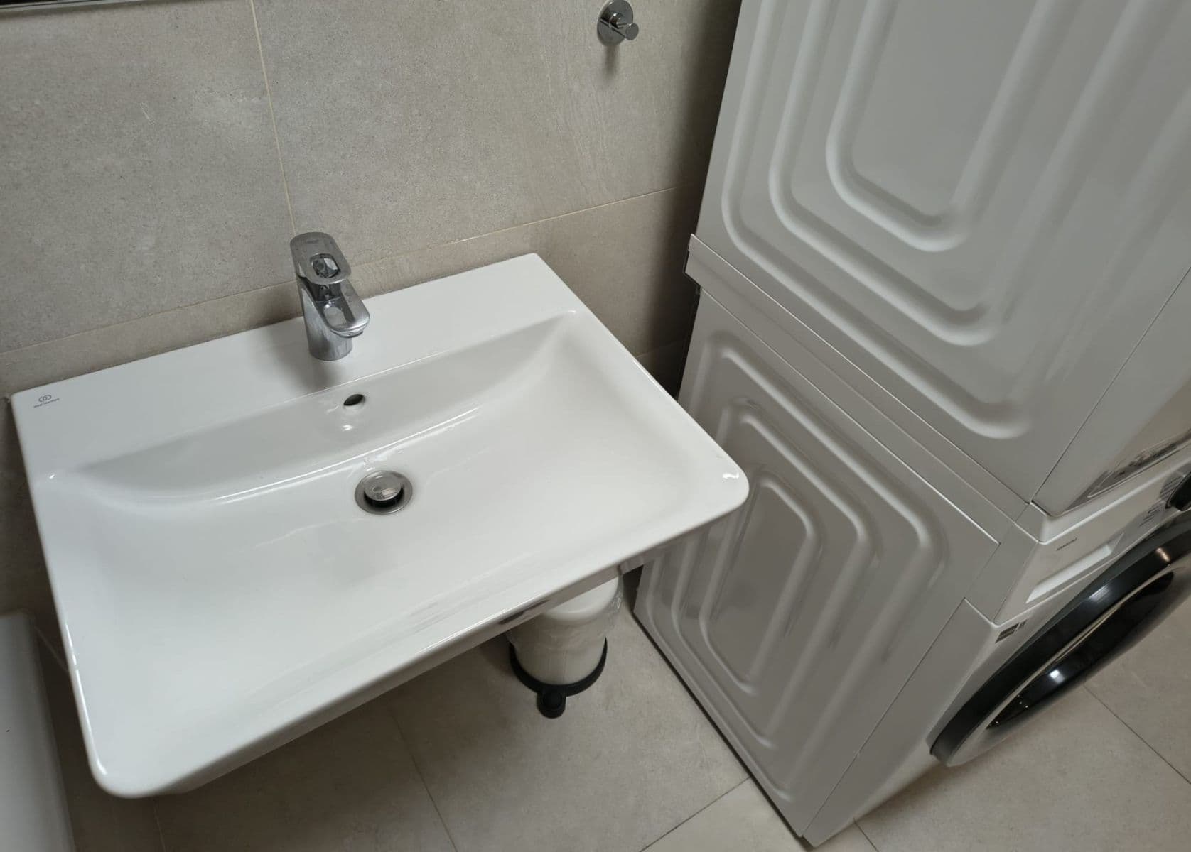 Pronájem bytu 2+kk 71 m², Dagmar Burešové, Praha, Praha Pronájem bytu 2+kk 71 m², Dagmar Burešové, Praha, Praha