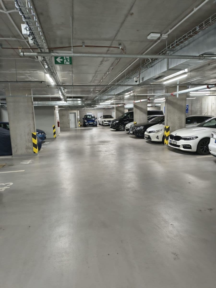 Pronájem bytu 2+kk 71 m², Dagmar Burešové, Praha, Praha Pronájem bytu 2+kk 71 m², Dagmar Burešové, Praha, Praha