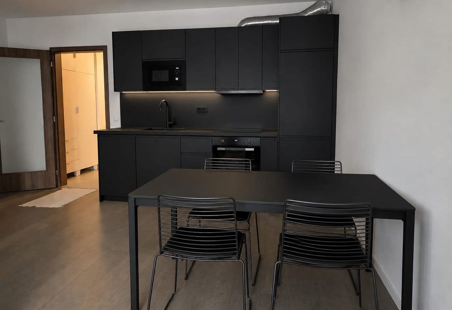 Pronájem bytu 2+kk 71 m², Dagmar Burešové, Praha, Praha Pronájem bytu 2+kk 71 m², Dagmar Burešové, Praha, Praha